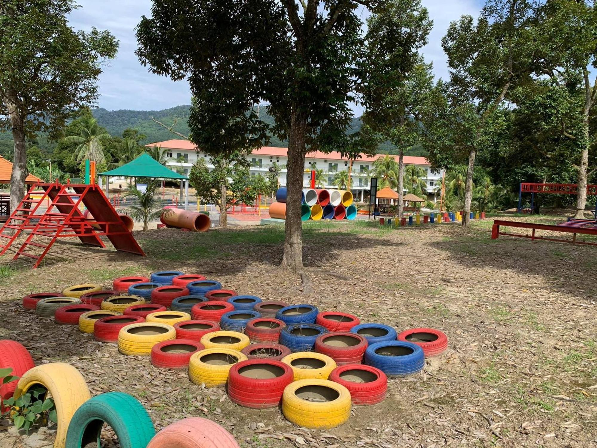 Lilla Summer Retreat - Bentong Buitenkant foto